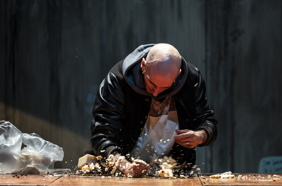 © José Caldeira (ensaio)