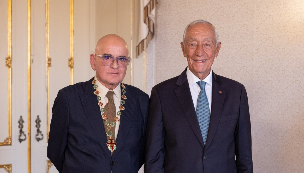 Ricardo Pais condecorado pelo Presidente da República com o grau de Grande-Oficial da Ordem Militar de Sant’Iago da Espada